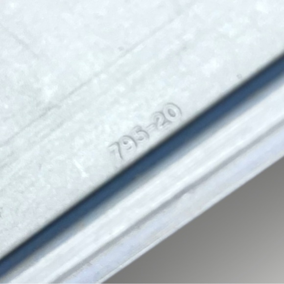 Vintage Tupperware Rectangular Container with Lid - Picture 10 of 14